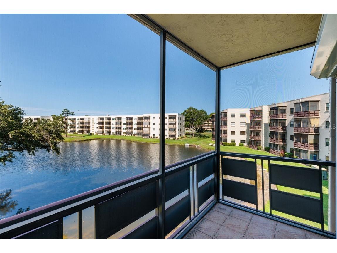 6190 80th Street N #310 Saint Petersburg FL 33709 TB8393816 image1