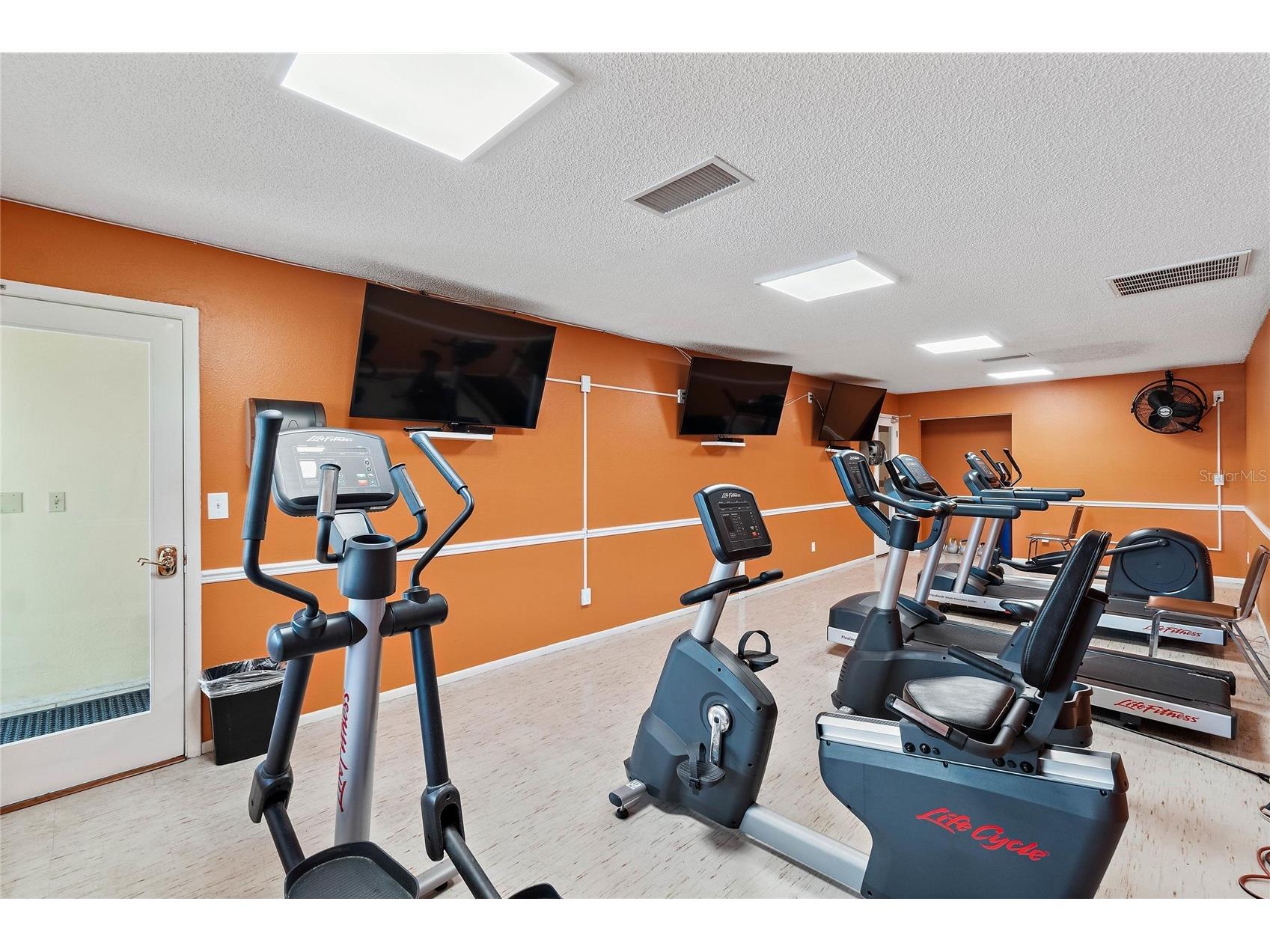 6190 80th Street N #410 Saint Petersburg FL 33709 TB8495686 image26