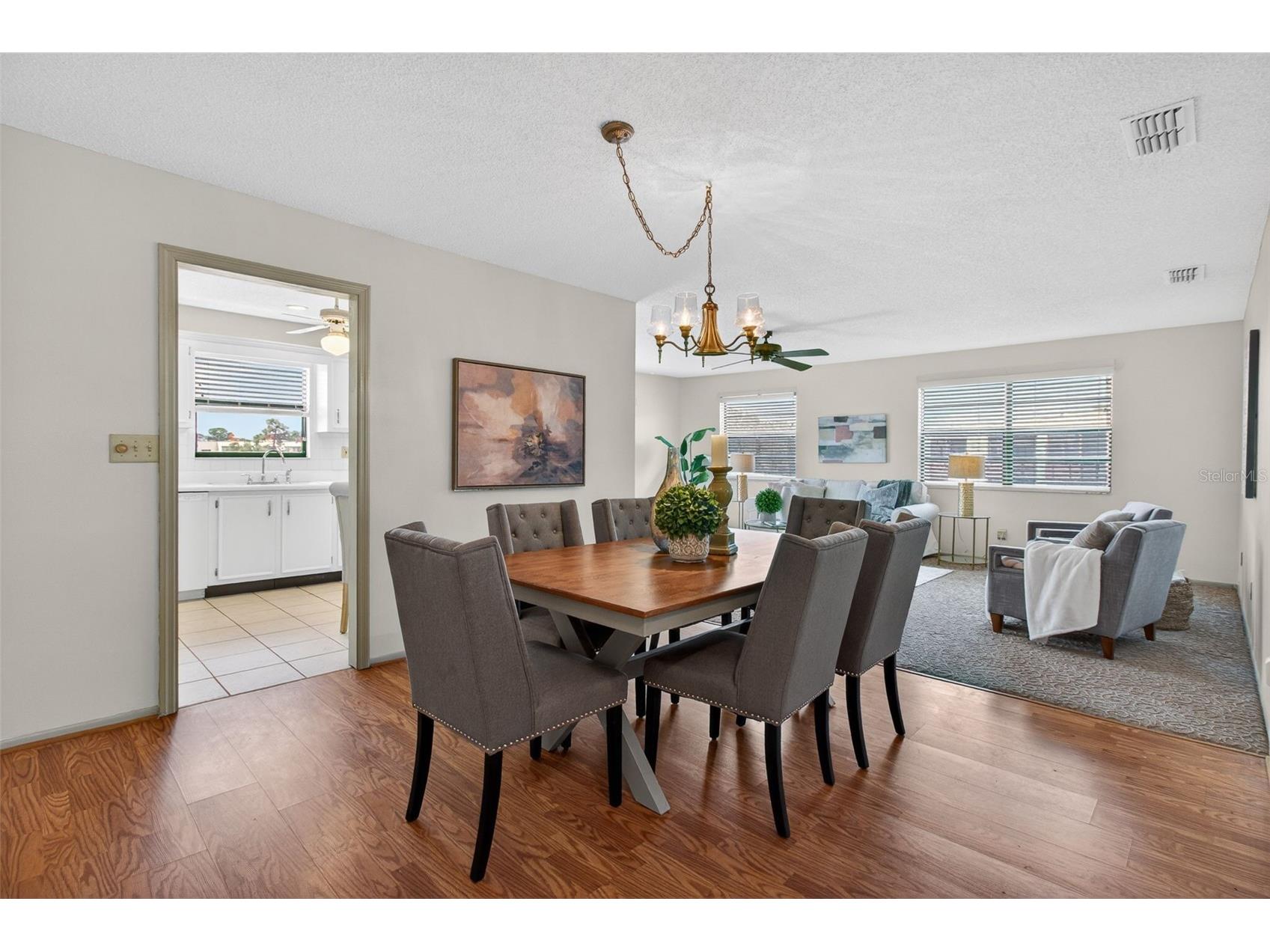 6190 80th Street N #410 Saint Petersburg FL 33709 TB8495686 image4