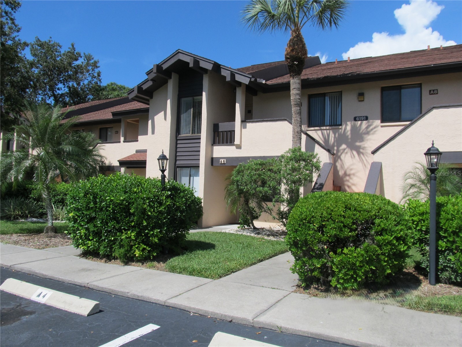 6191 Timberlake Drive #A-6 Sarasota FL 34243 A4690863 image1