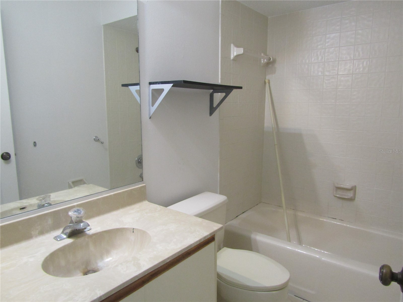 6191 Timberlake Drive #A-6 Sarasota FL 34243 A4690863 image8