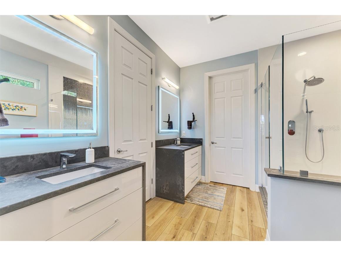 6193 Abaco Drive Sarasota FL 34238 A4670302 image35