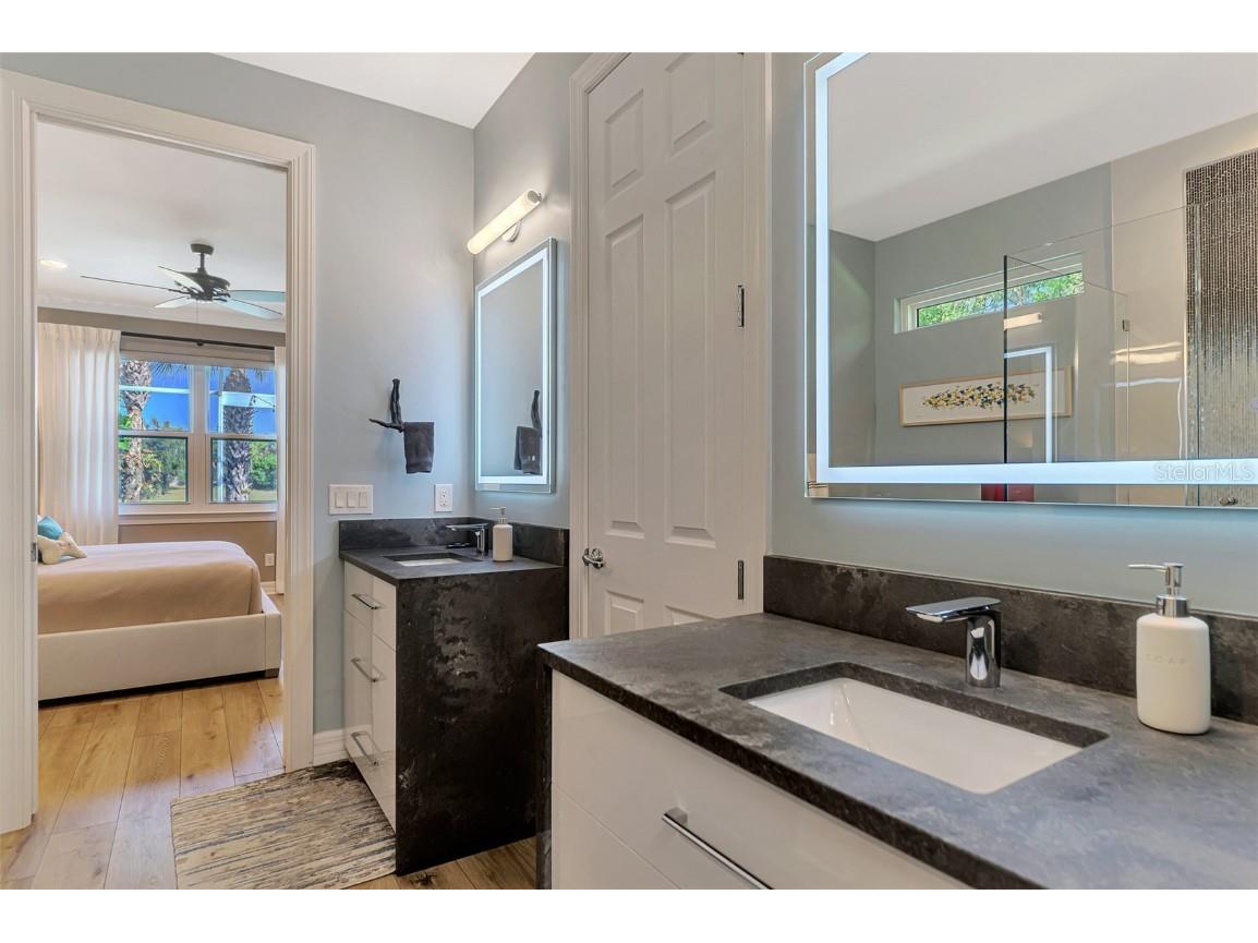 6193 Abaco Drive Sarasota FL 34238 A4670302 image38