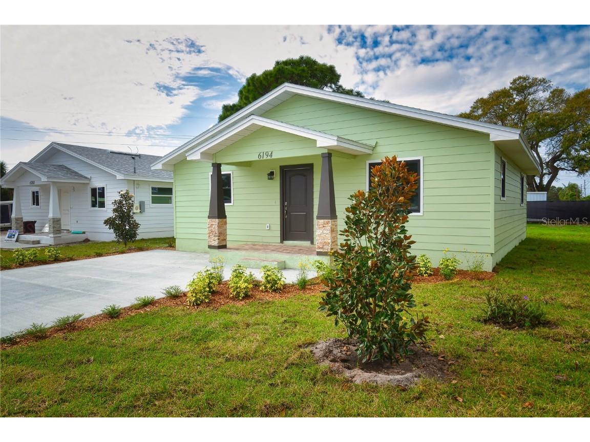 6194 82nd Ave Court N Pinellas Park FL 33781 U8188098 image1