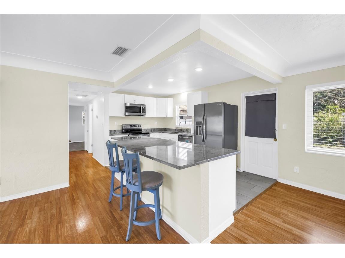 6195 28th Avenue N Saint Petersburg FL 33710 TB8395970 image13