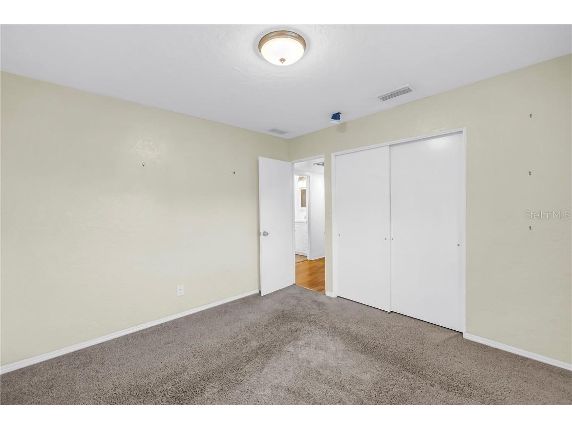 6195 28th Avenue N Saint Petersburg FL 33710 TB8395970 image17