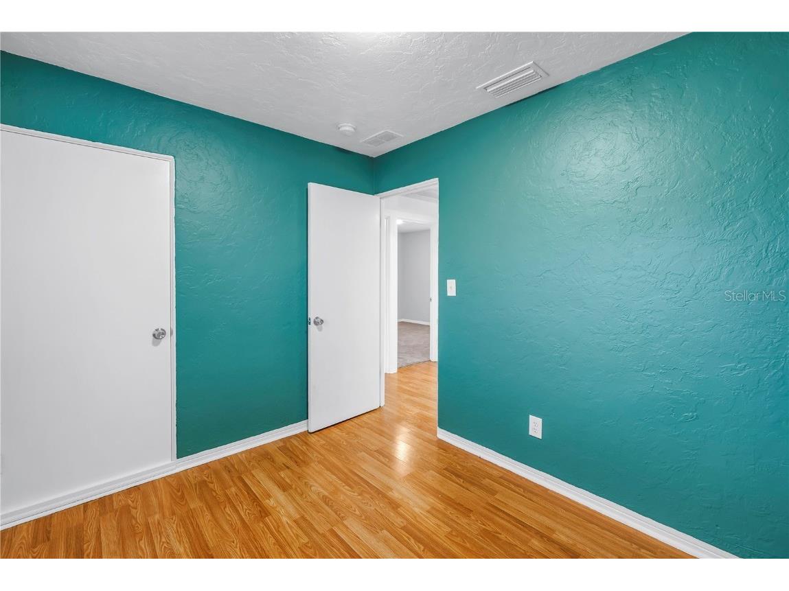 6195 28th Avenue N Saint Petersburg FL 33710 TB8395970 image19