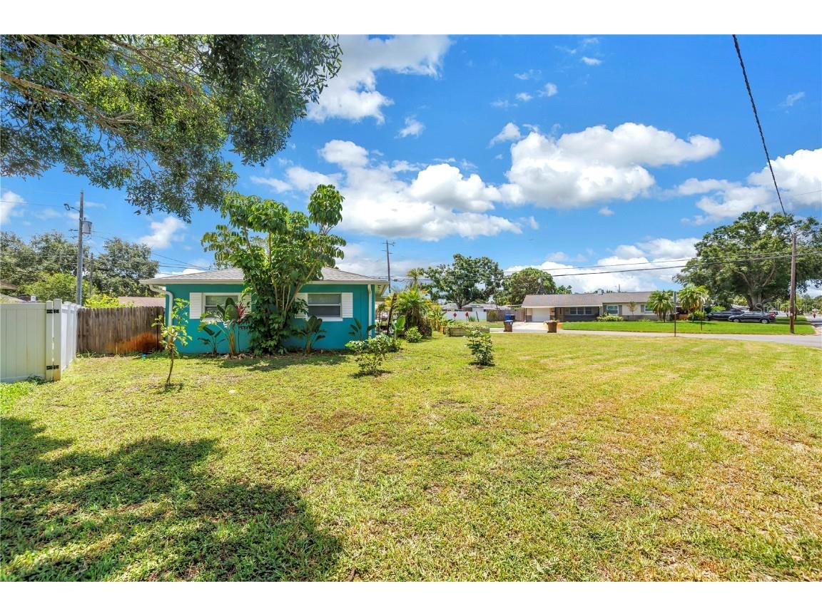 6195 28th Avenue N Saint Petersburg FL 33710 TB8395970 image24