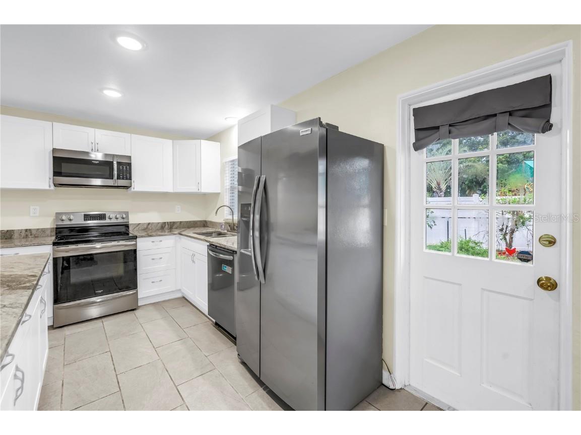 6195 28th Avenue N Saint Petersburg FL 33710 TB8395970 image8