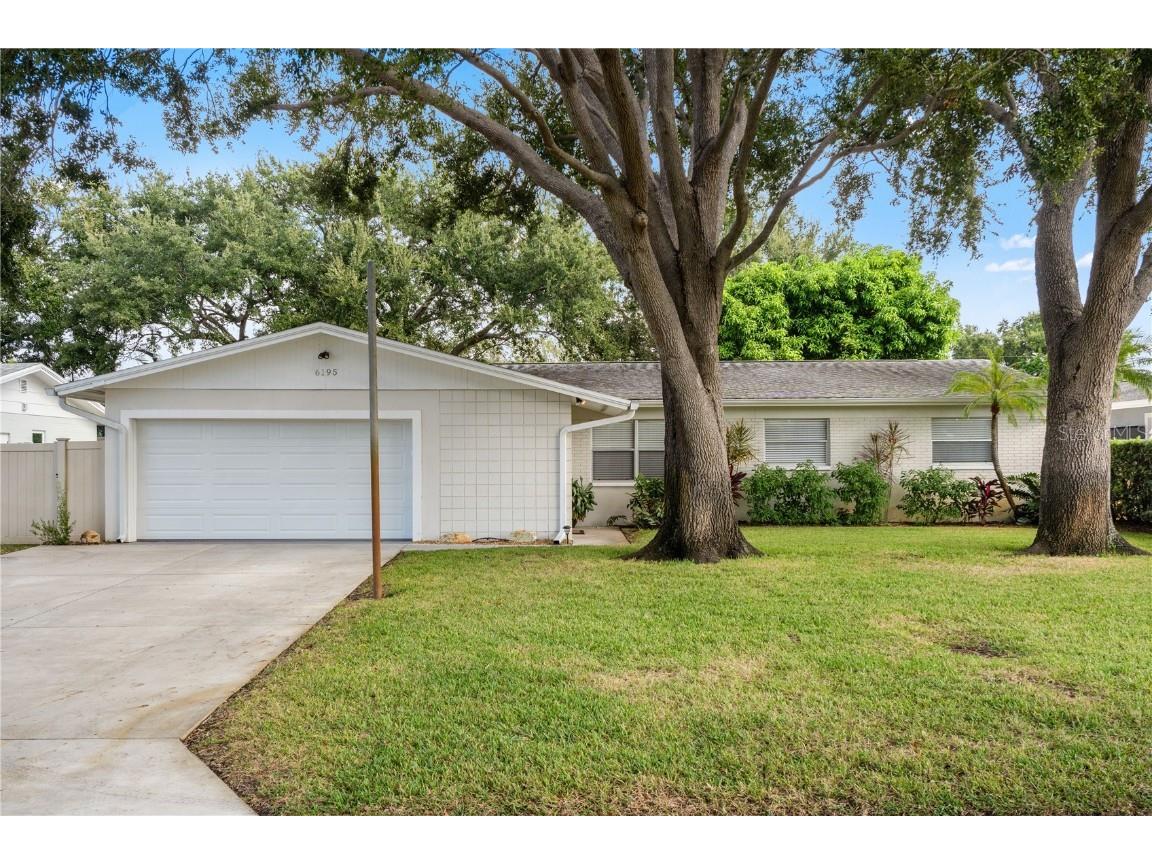 6195 34th Avenue N Saint Petersburg FL 33710 TB8443512 image1