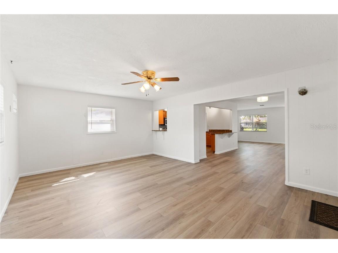 6195 34th Avenue N Saint Petersburg FL 33710 TB8443512 image13