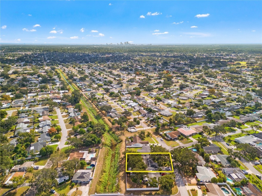 6195 34th Avenue N Saint Petersburg FL 33710 TB8443512 image2