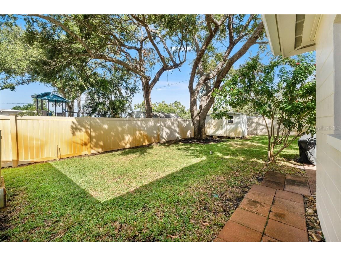 6195 34th Avenue N Saint Petersburg FL 33710 TB8443512 image26