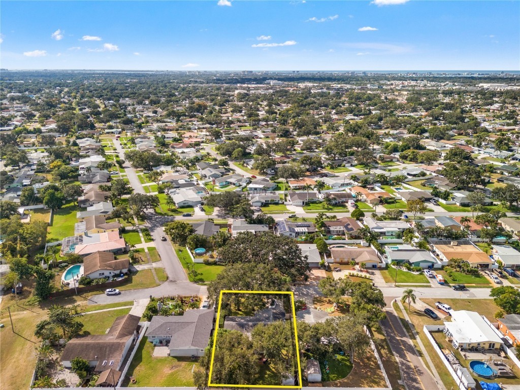 6195 34th Avenue N Saint Petersburg FL 33710 TB8443512 image38