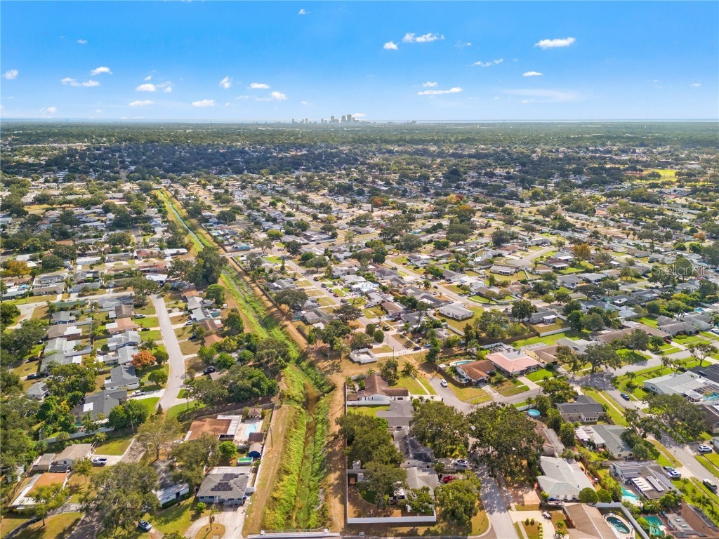 6195 34th Avenue N Saint Petersburg FL 33710 TB8443512 image40