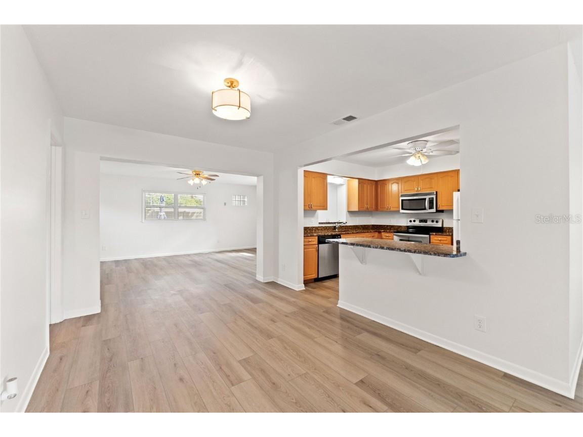 6195 34th Avenue N Saint Petersburg FL 33710 TB8443512 image8