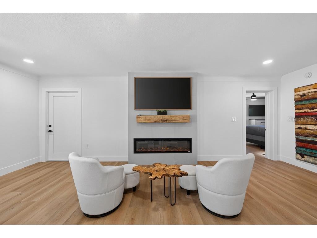 6196 44th Avenue N Saint Petersburg FL 33709 TB8523320 image10