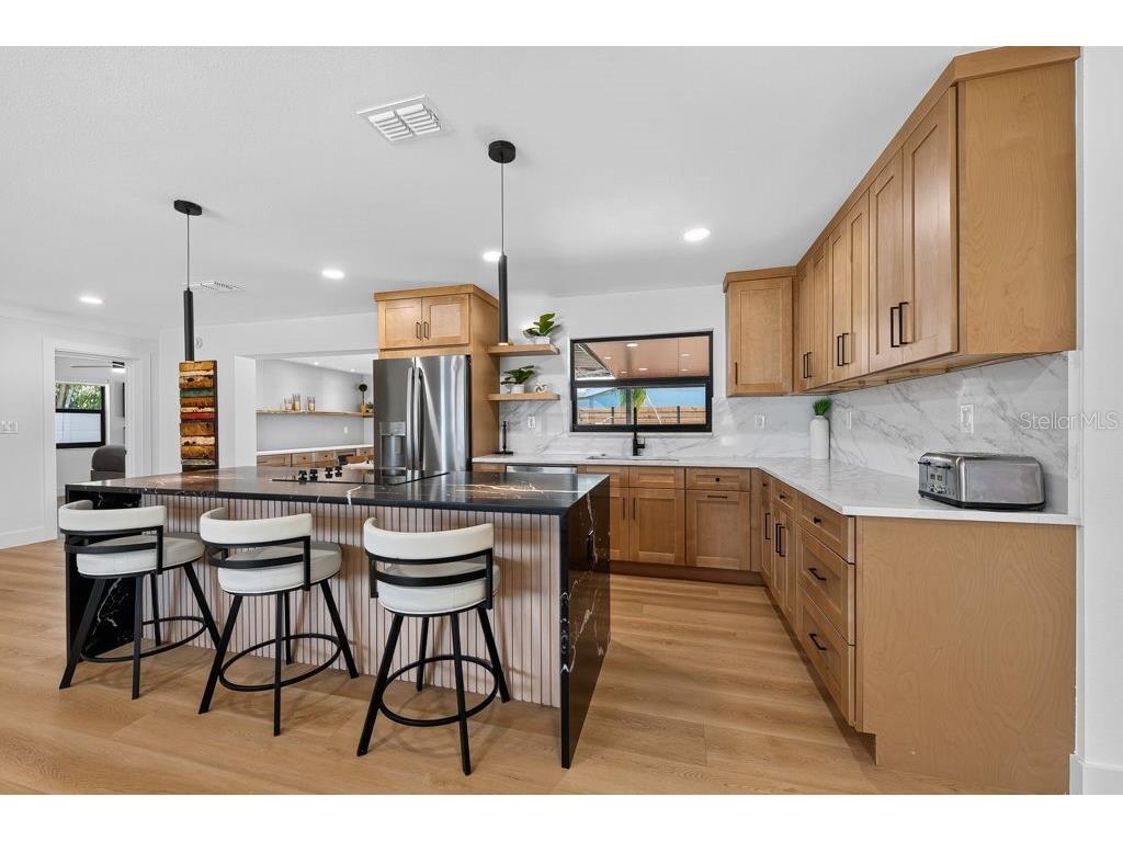 6196 44th Avenue N Saint Petersburg FL 33709 TB8523320 image11