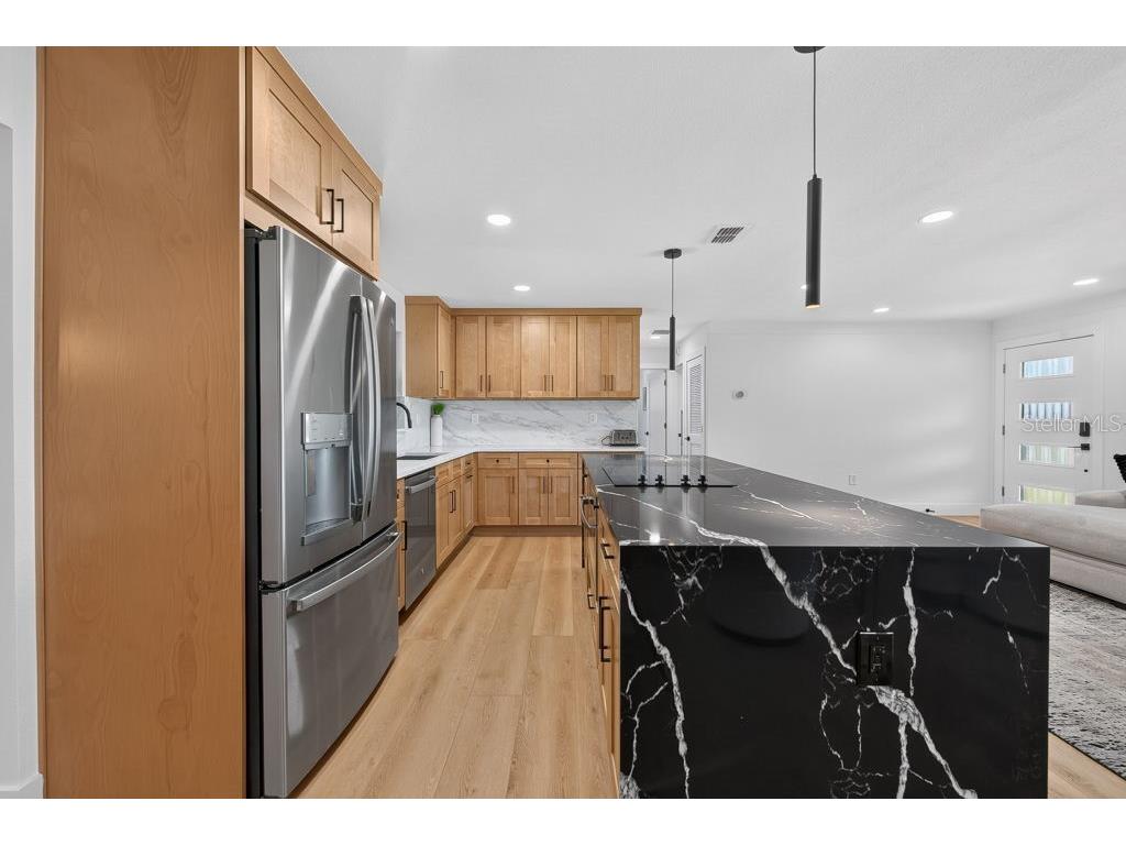 6196 44th Avenue N Saint Petersburg FL 33709 TB8523320 image14