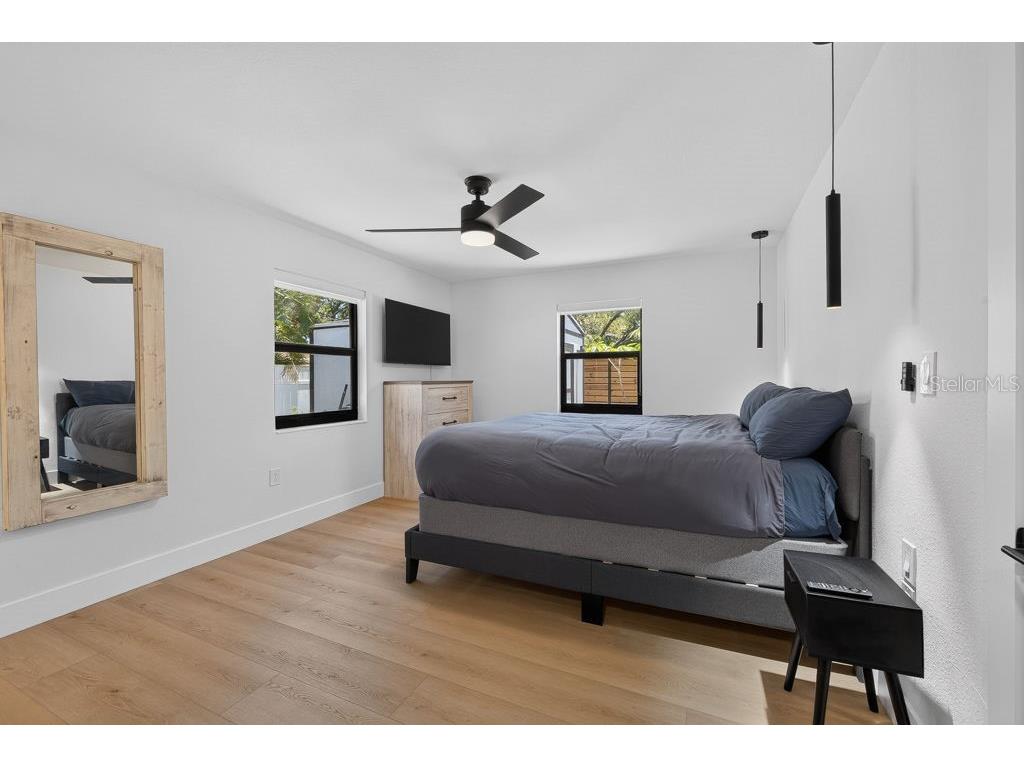 6196 44th Avenue N Saint Petersburg FL 33709 TB8523320 image22