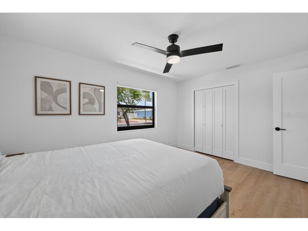 6196 44th Avenue N Saint Petersburg FL 33709 TB8523320 image27