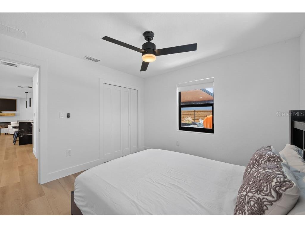 6196 44th Avenue N Saint Petersburg FL 33709 TB8523320 image30
