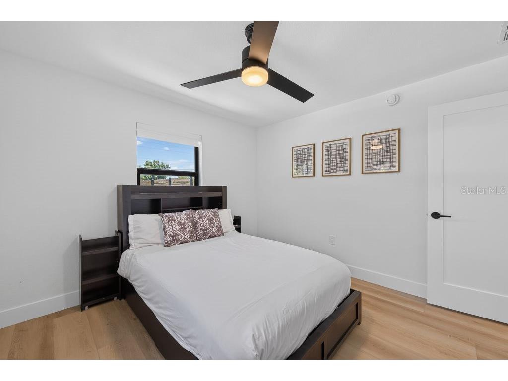 6196 44th Avenue N Saint Petersburg FL 33709 TB8523320 image31