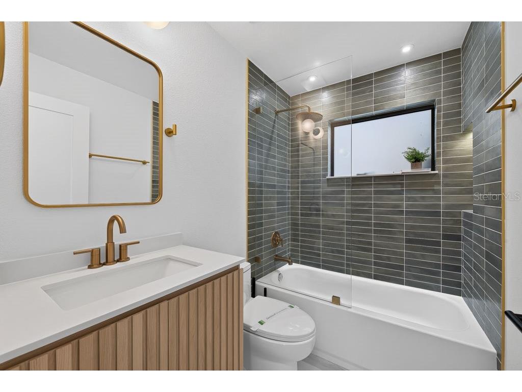 6196 44th Avenue N Saint Petersburg FL 33709 TB8523320 image32