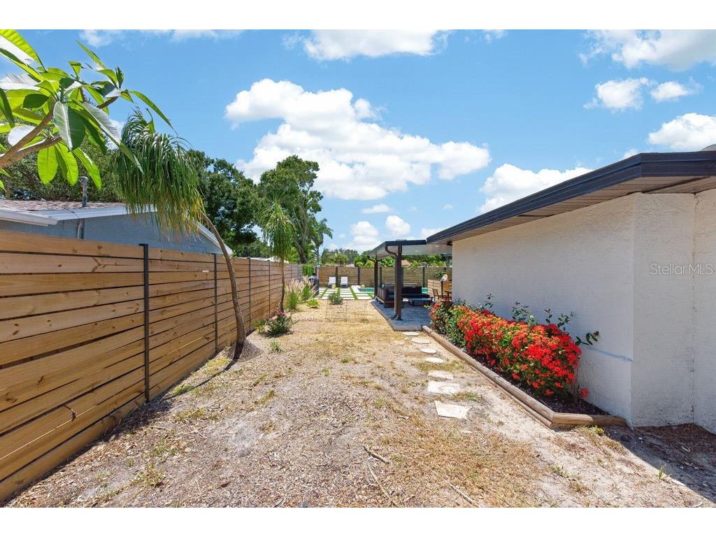 6196 44th Avenue N Saint Petersburg FL 33709 TB8523320 image42
