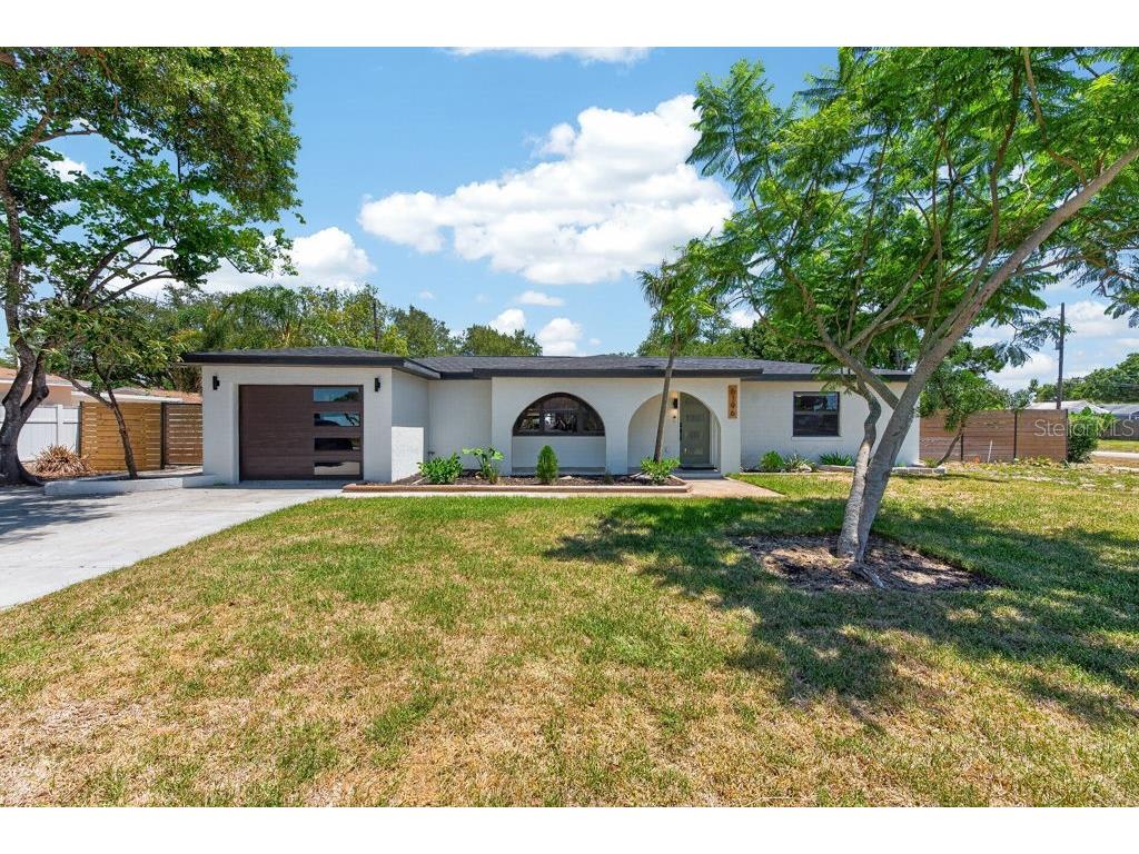 6196 44th Avenue N Saint Petersburg FL 33709 TB8523320 image47