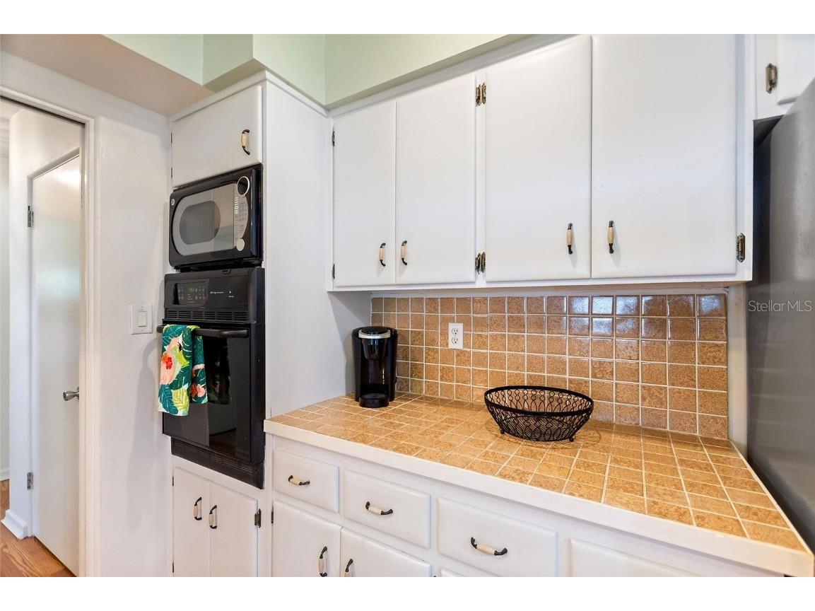 6196 Lantana Drive N Indian Lake Estates FL 33855 - LAKE WALK IN WATER TB8423502 image11