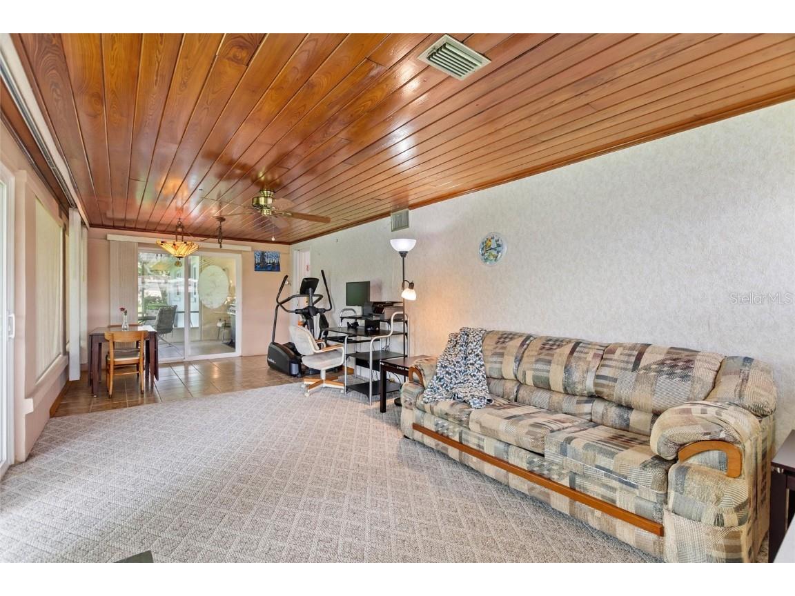 6196 Lantana Drive N Indian Lake Estates FL 33855 - LAKE WALK IN WATER TB8423502 image13