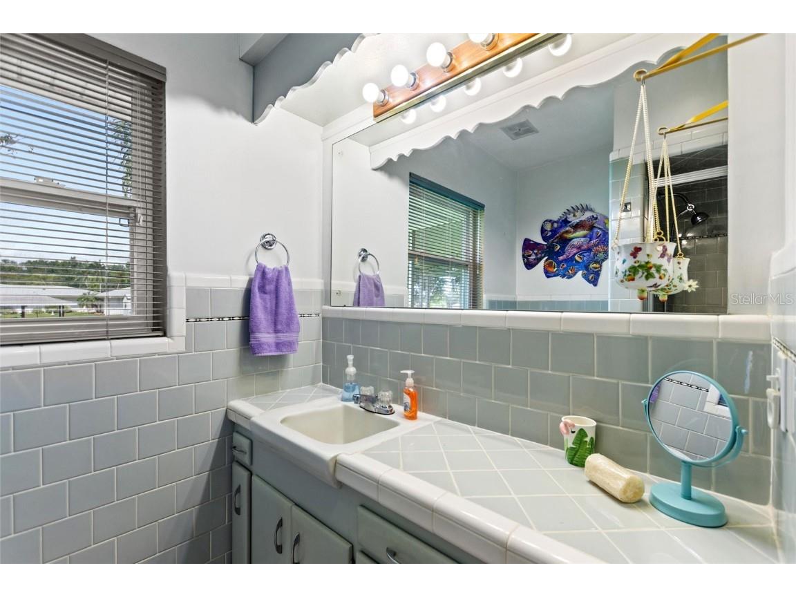 6196 Lantana Drive N Indian Lake Estates FL 33855 - LAKE WALK IN WATER TB8423502 image21