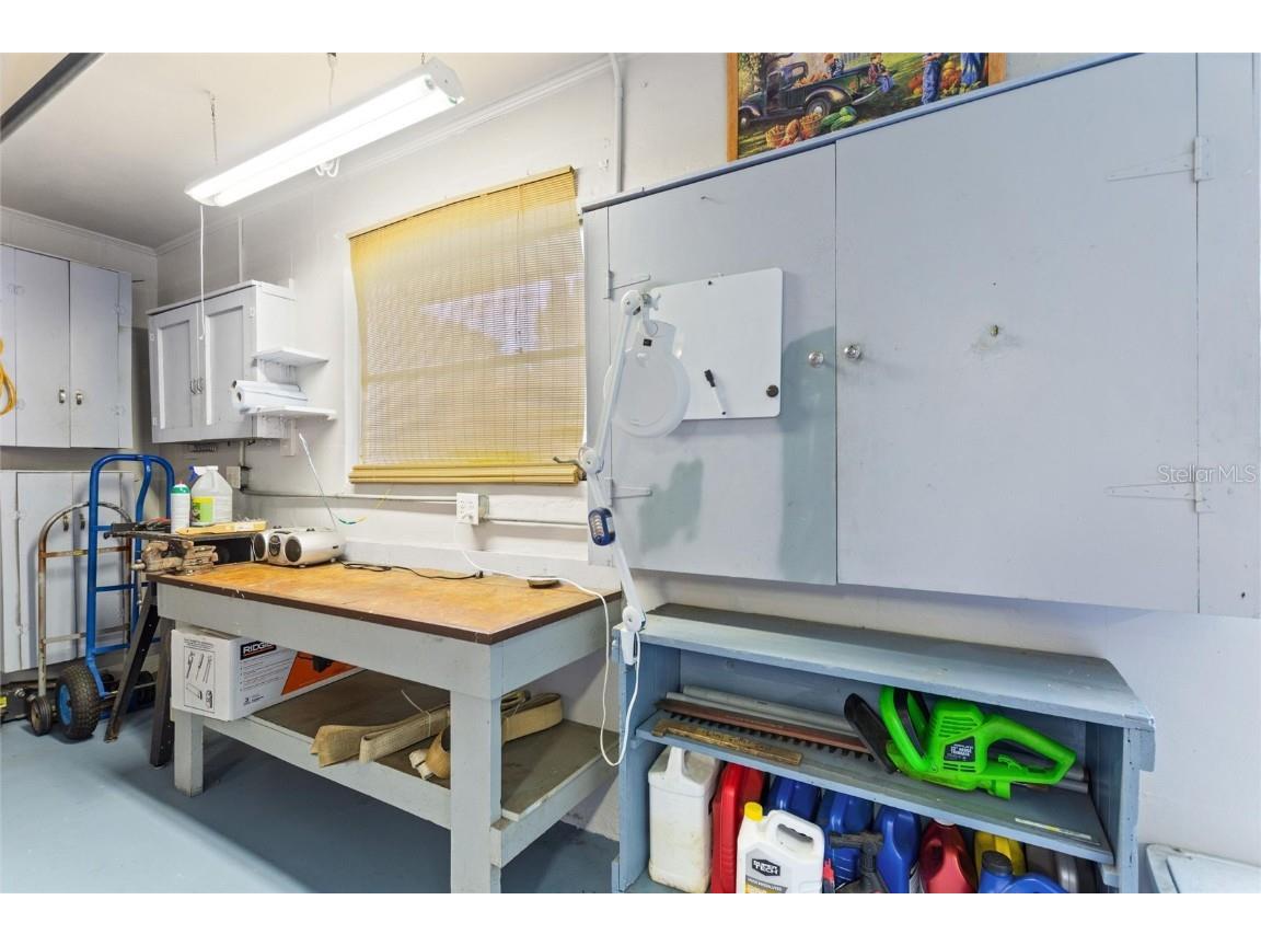 6196 Lantana Drive N Indian Lake Estates FL 33855 - LAKE WALK IN WATER TB8423502 image24