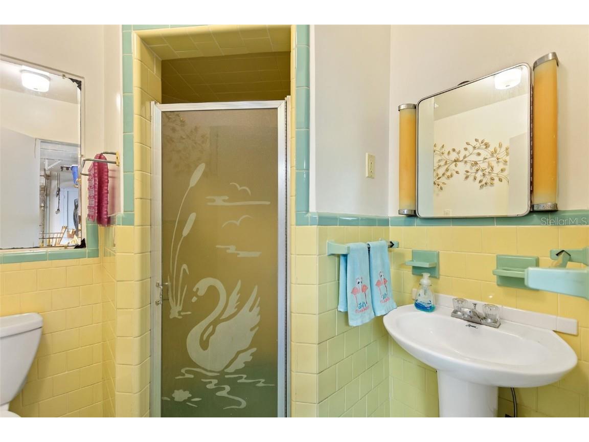 6196 Lantana Drive N Indian Lake Estates FL 33855 - LAKE WALK IN WATER TB8423502 image25