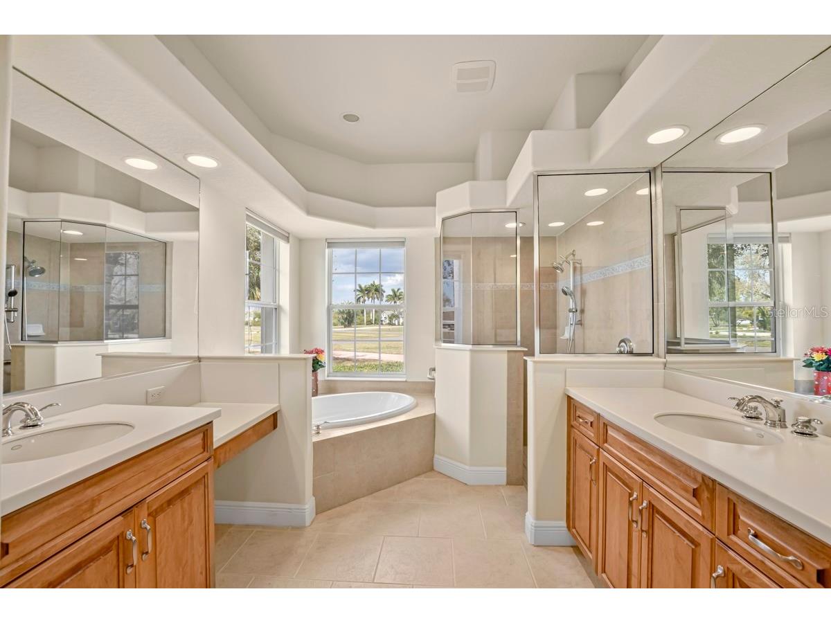 6197 9th Avenue Circle NE Bradenton FL 34212 A4684605 image33