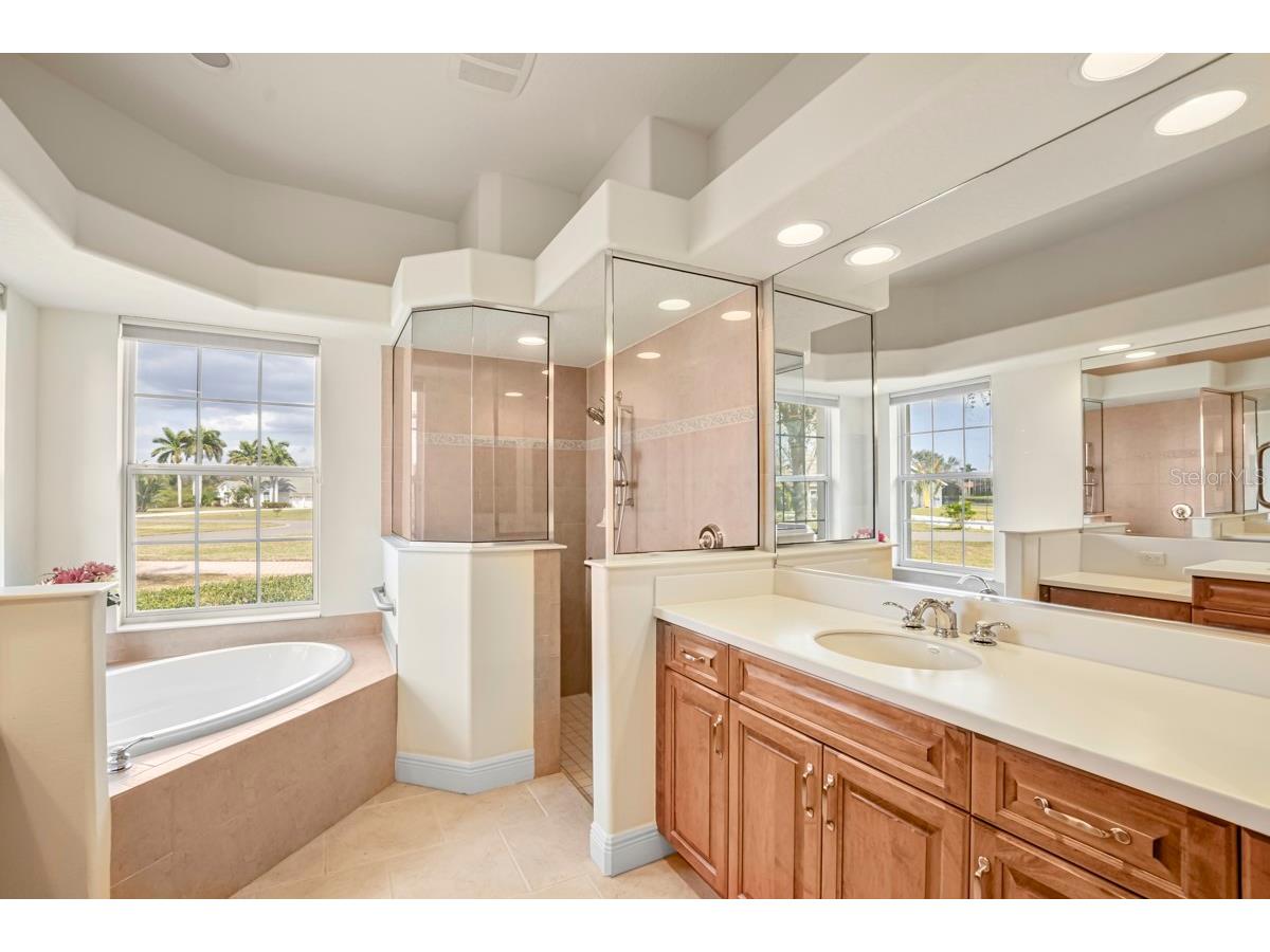 6197 9th Avenue Circle NE Bradenton FL 34212 A4684605 image35