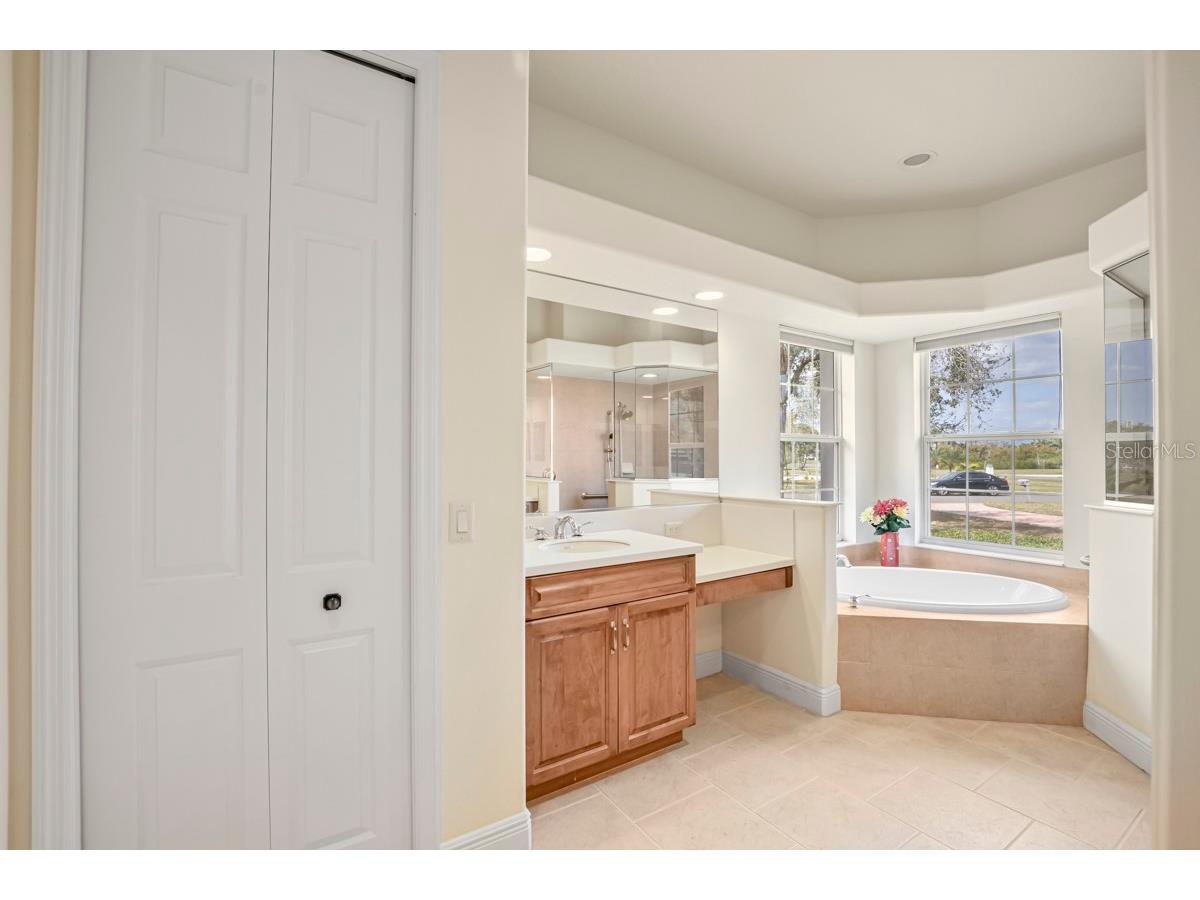 6197 9th Avenue Circle NE Bradenton FL 34212 A4684605 image36