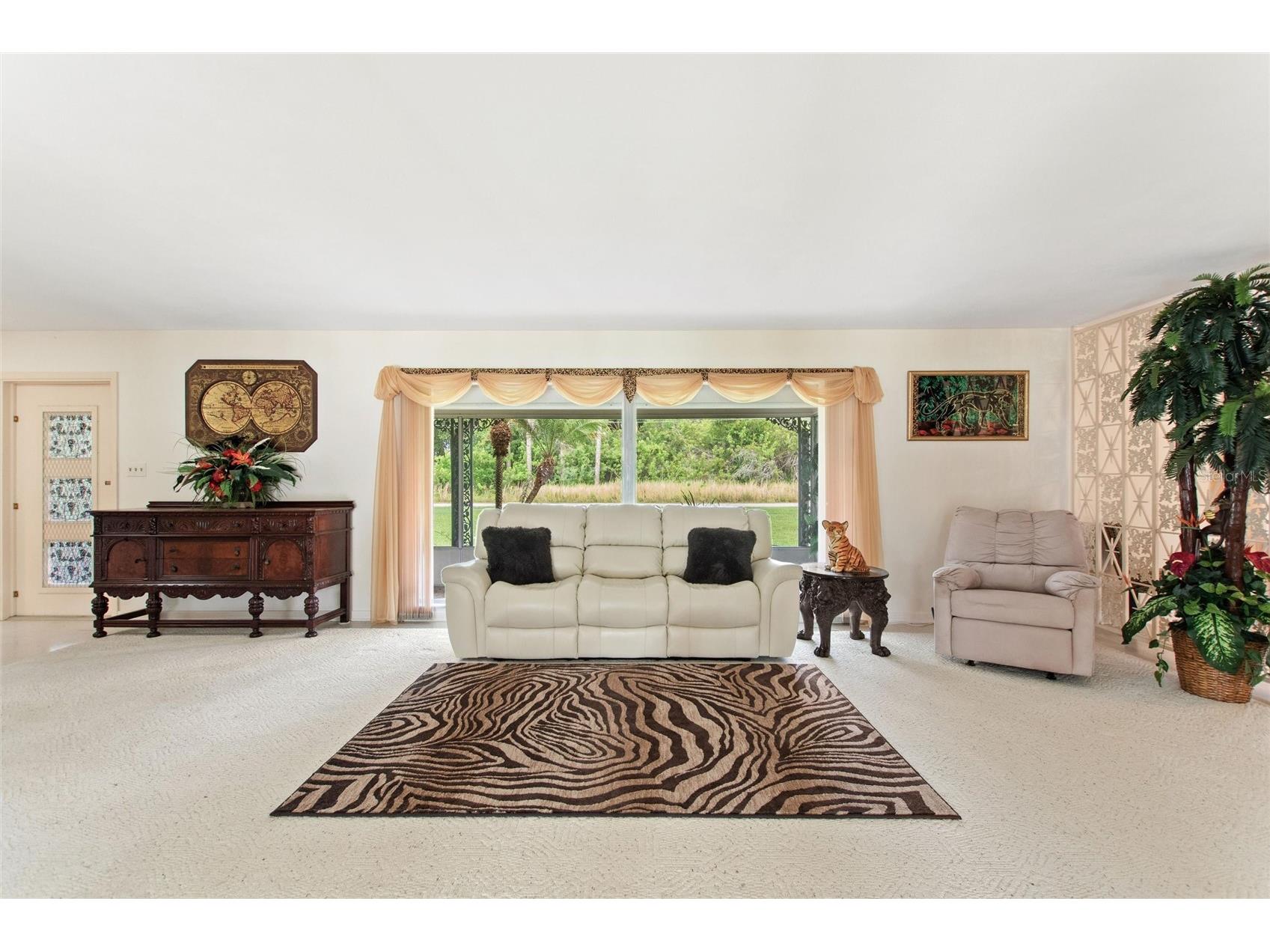 6197 Amaryllis Drive Indian Lake Estates FL 33855 - LAKE WALK IN WATER P4939269 image10