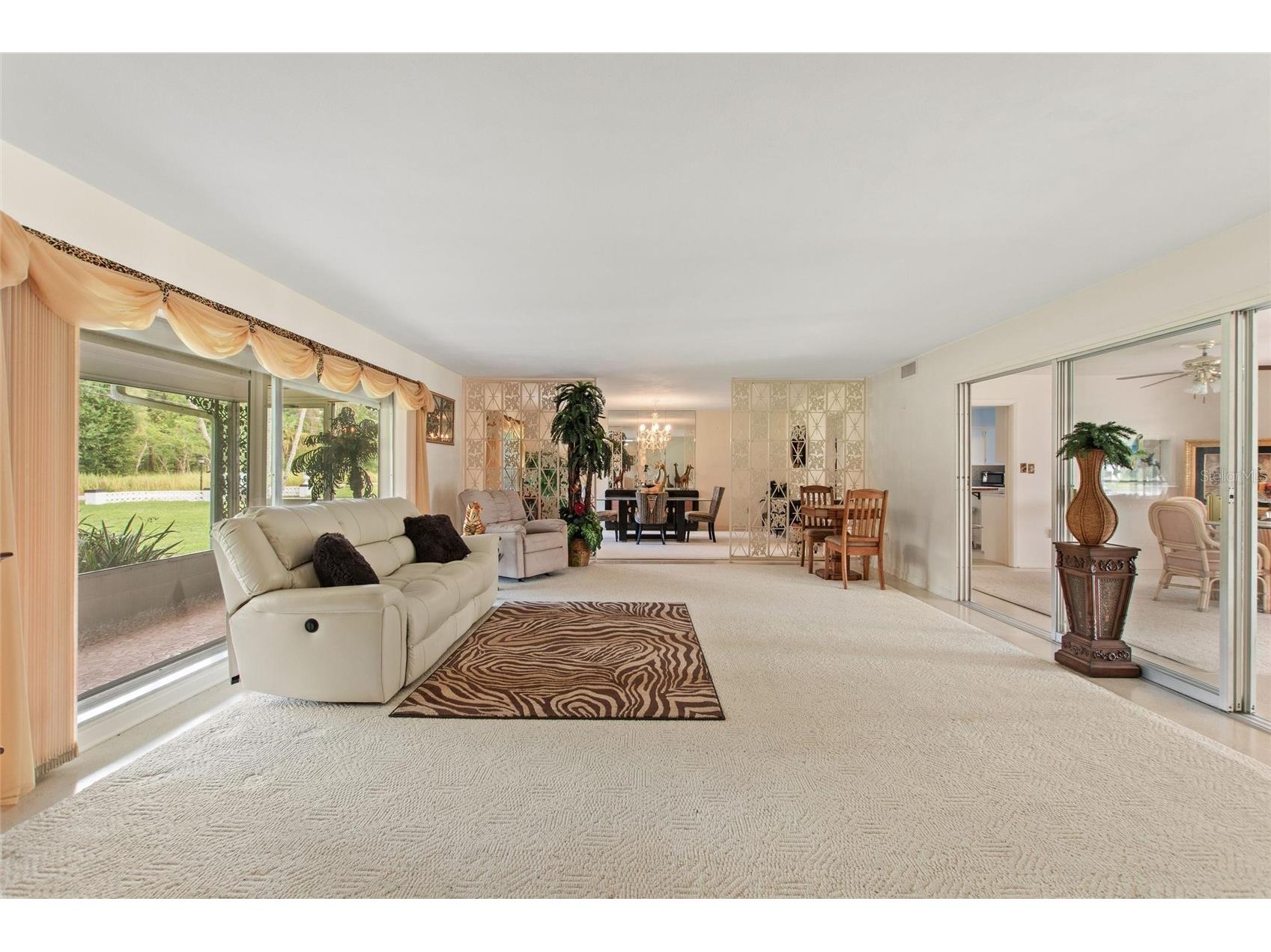6197 Amaryllis Drive Indian Lake Estates FL 33855 - LAKE WALK IN WATER P4939269 image4