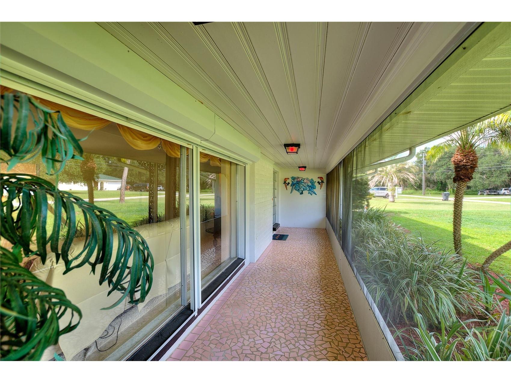6197 Amaryllis Drive Indian Lake Estates FL 33855 - LAKE WALK IN WATER P4939269 image7
