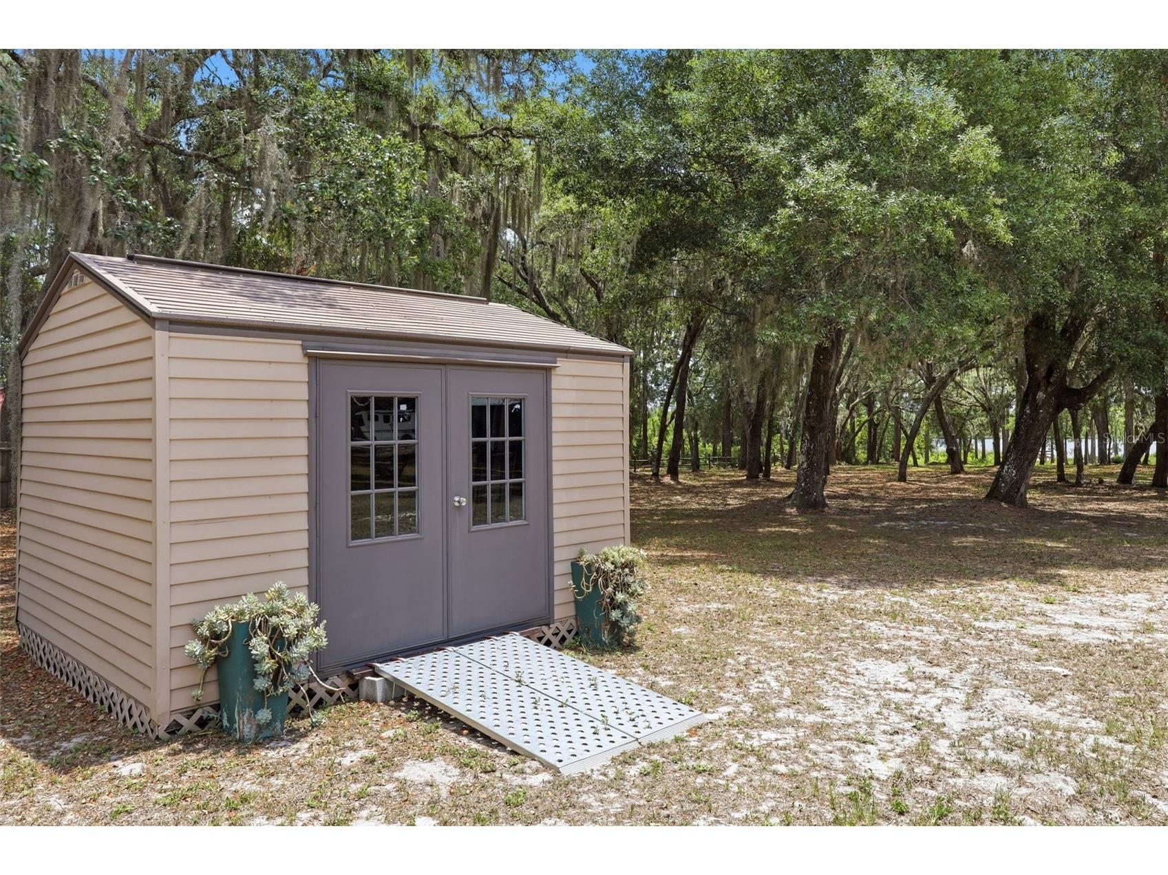 6197 Lake Winona Road De Leon Springs FL 32130 - LAKE CLIFTON V4947408 image68