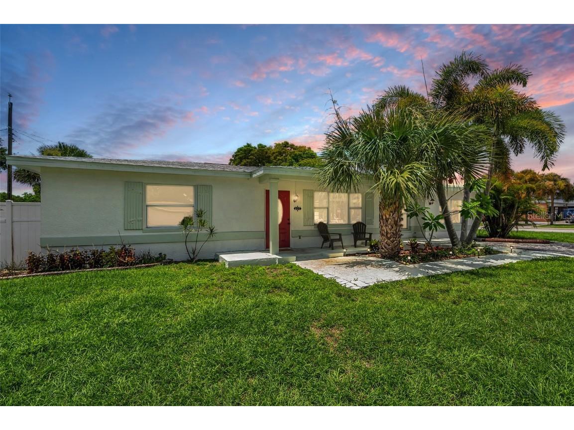 6198 49th Avenue N Kenneth City FL 33709 U8248374 image1