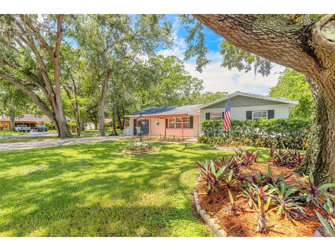 62 Broadmoor Circle Ormond Beach FL 32174 V4944240 image2