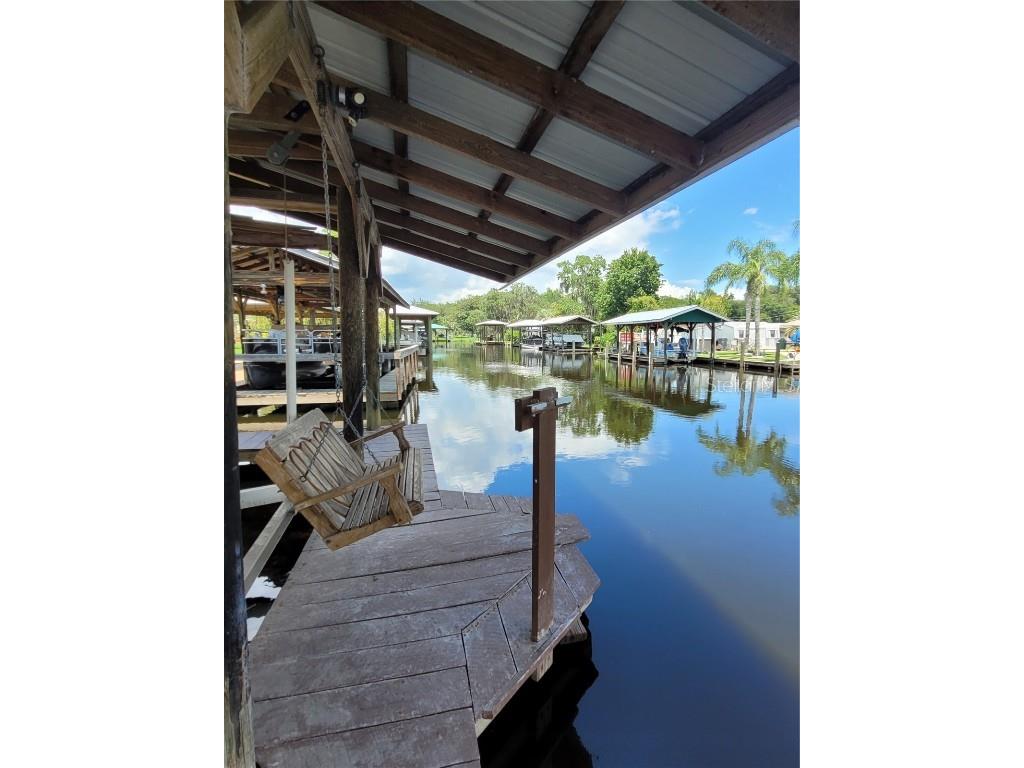 62 Carefree Drive Welaka FL 32193 - ST. JOHNS RIVER FC293126 image1