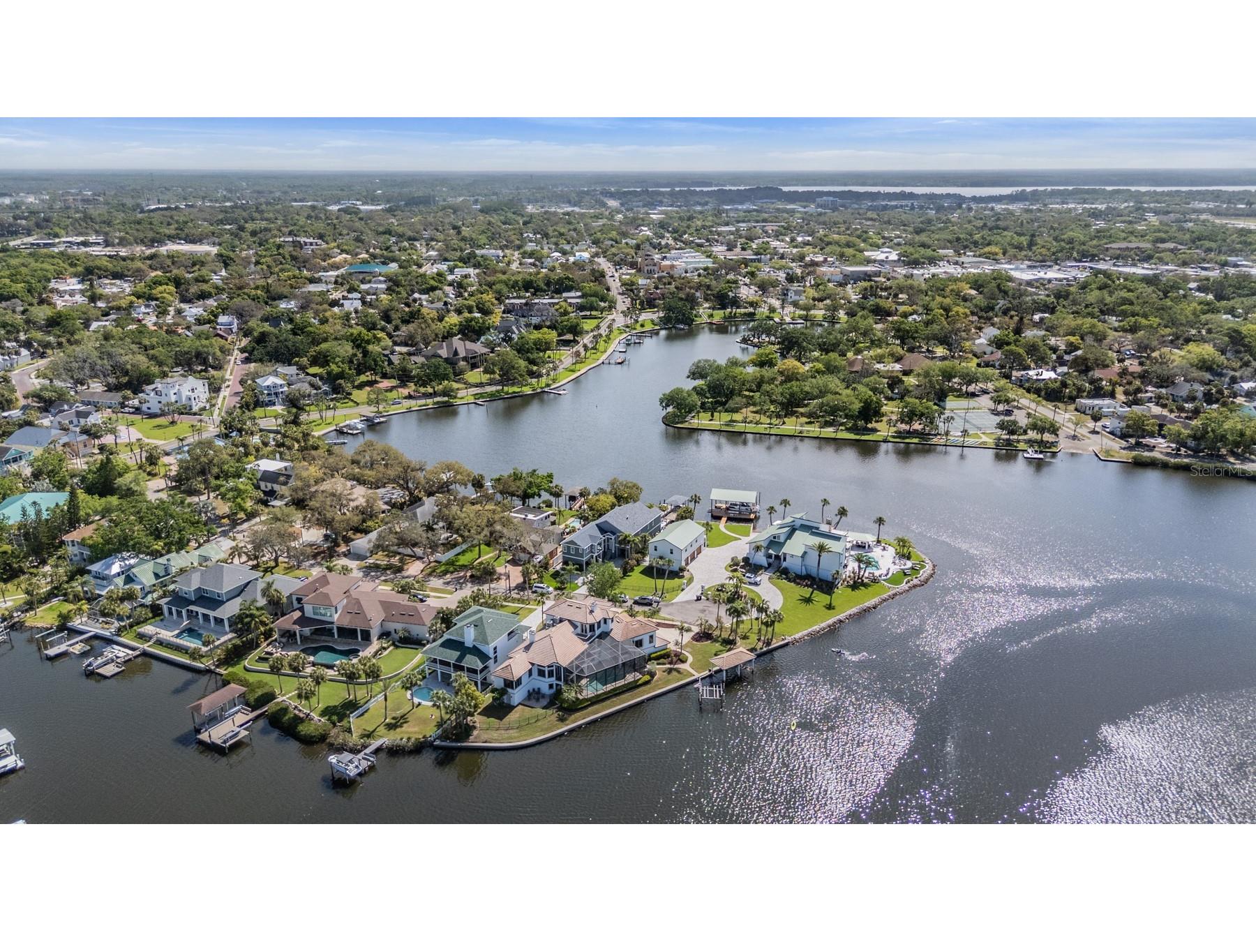 62 Central Court Tarpon Springs FL 34689 TB8492916 image78