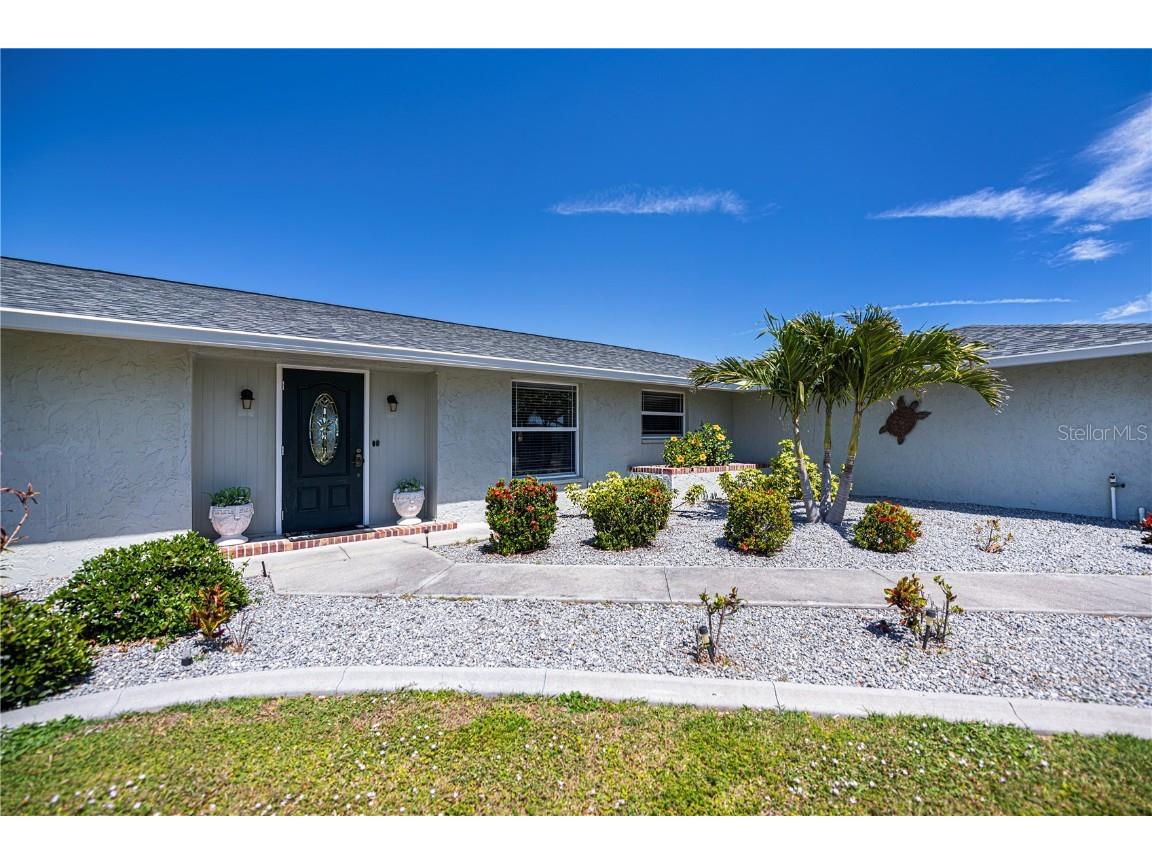 62 Oakland Hills Place Rotonda West FL 33947 D6141512 image3