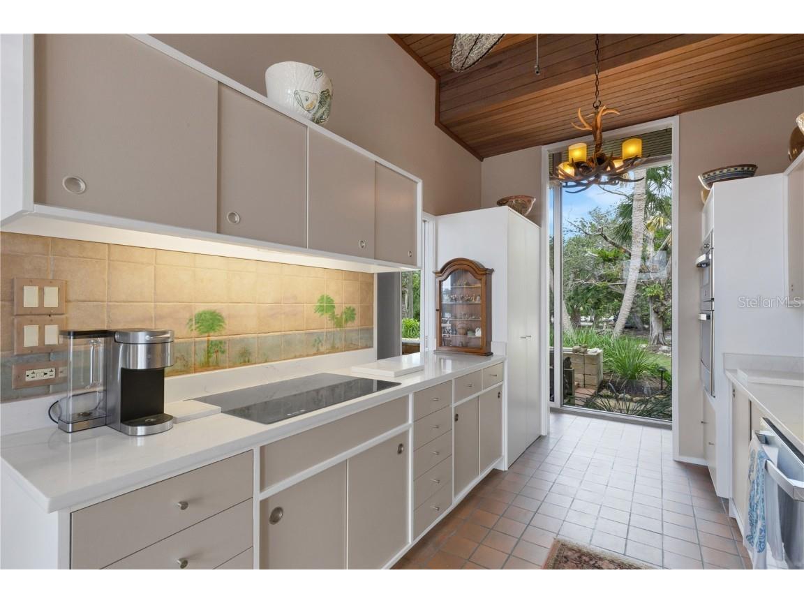 62 Sandy Hook Road S Sarasota FL 34242 A4667491 image10