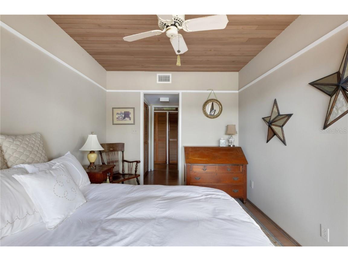 62 Sandy Hook Road S Sarasota FL 34242 A4667491 image19