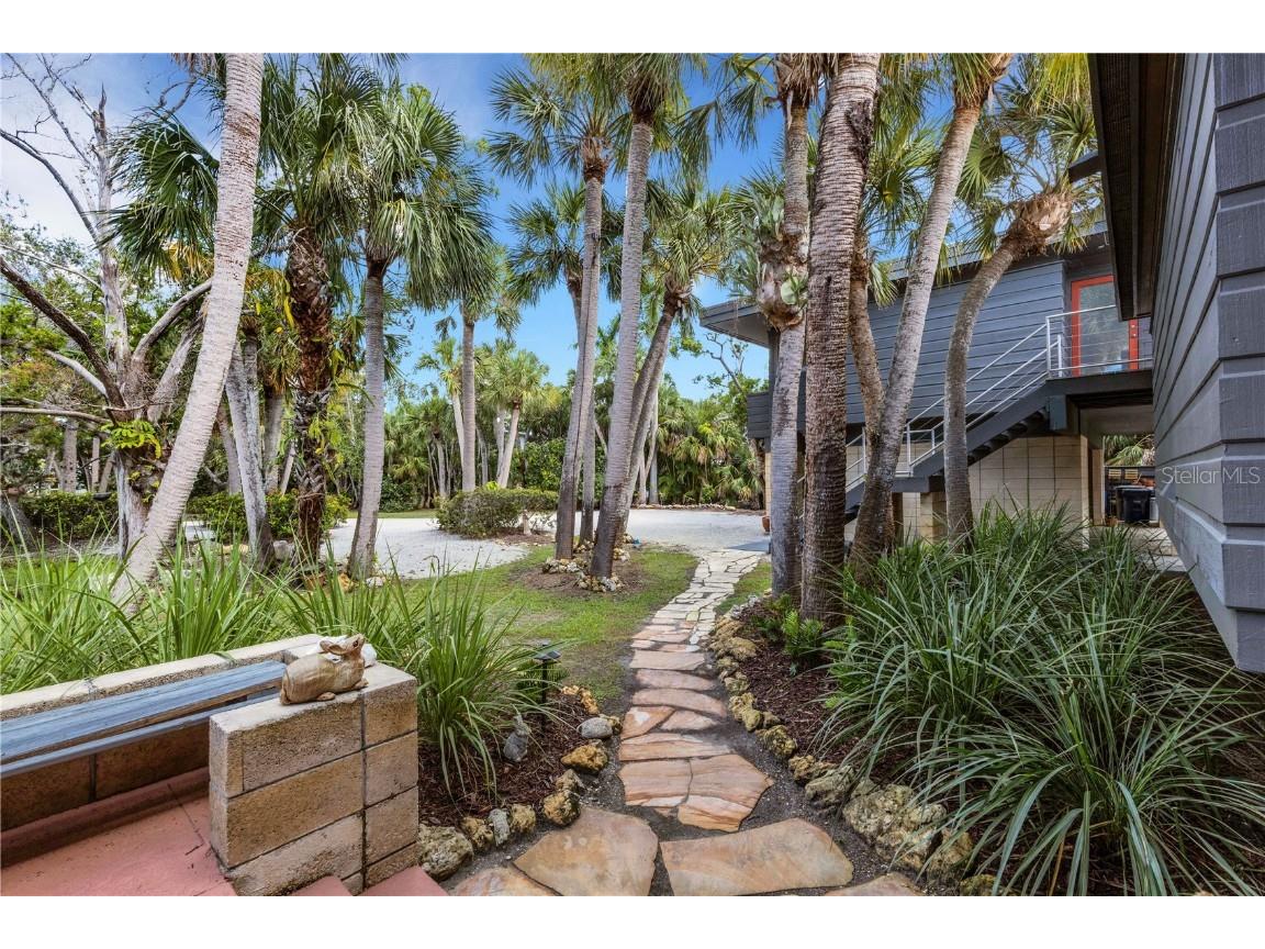 62 Sandy Hook Road S Sarasota FL 34242 A4667491 image32